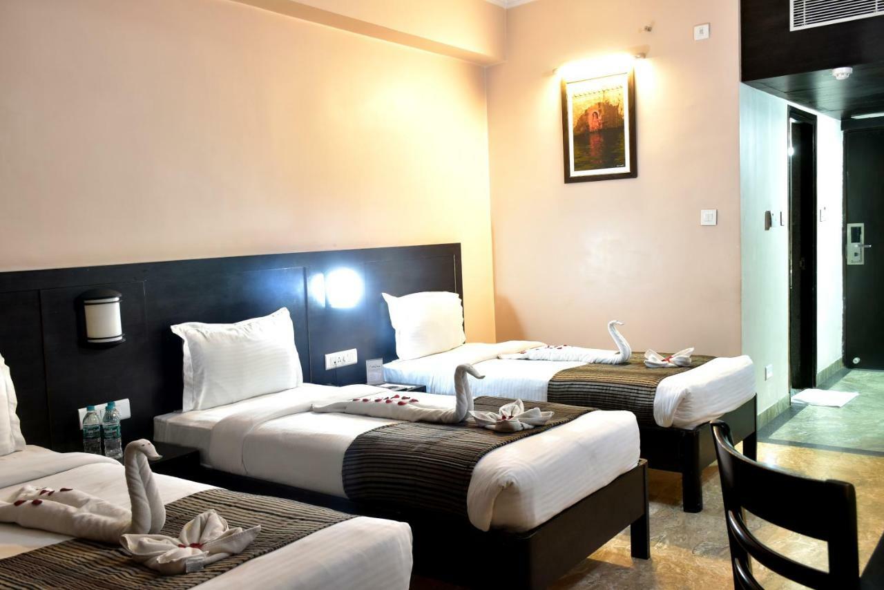 Hotel City Inn Bénarès Extérieur photo
